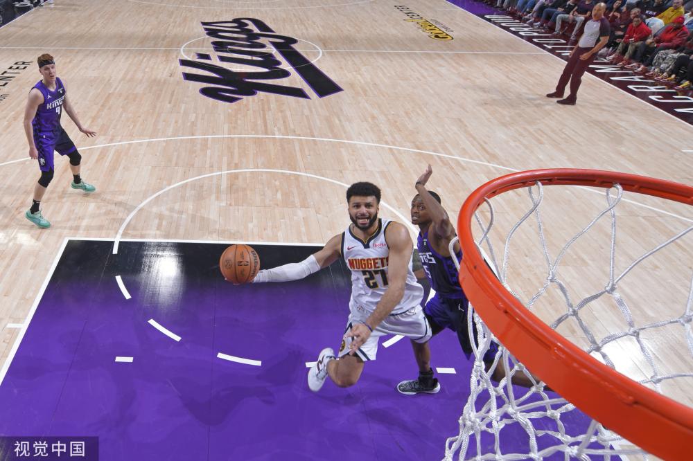 时依旧保持 时依旧保持